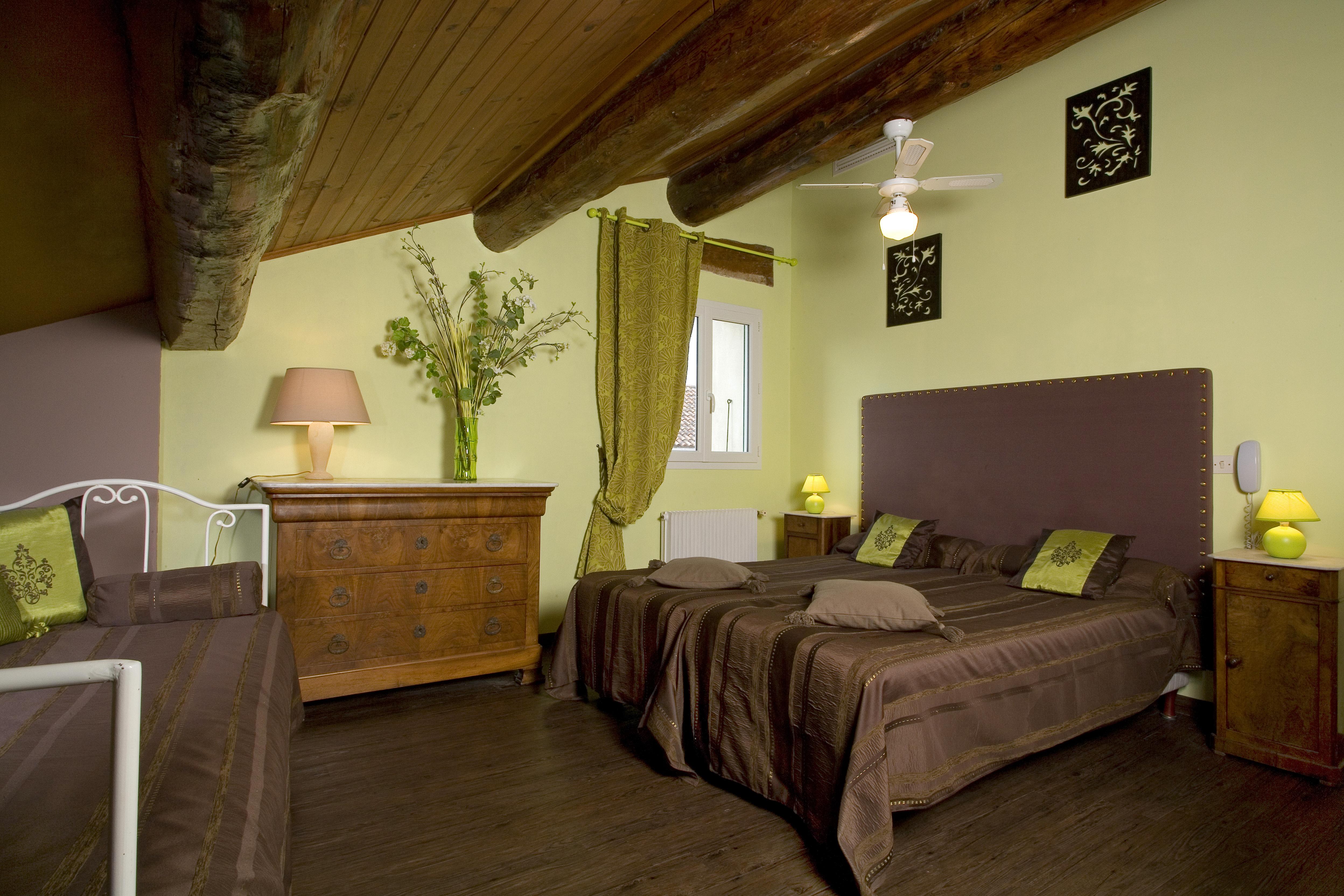 Logis Auberge De Tavel Exteriör bild