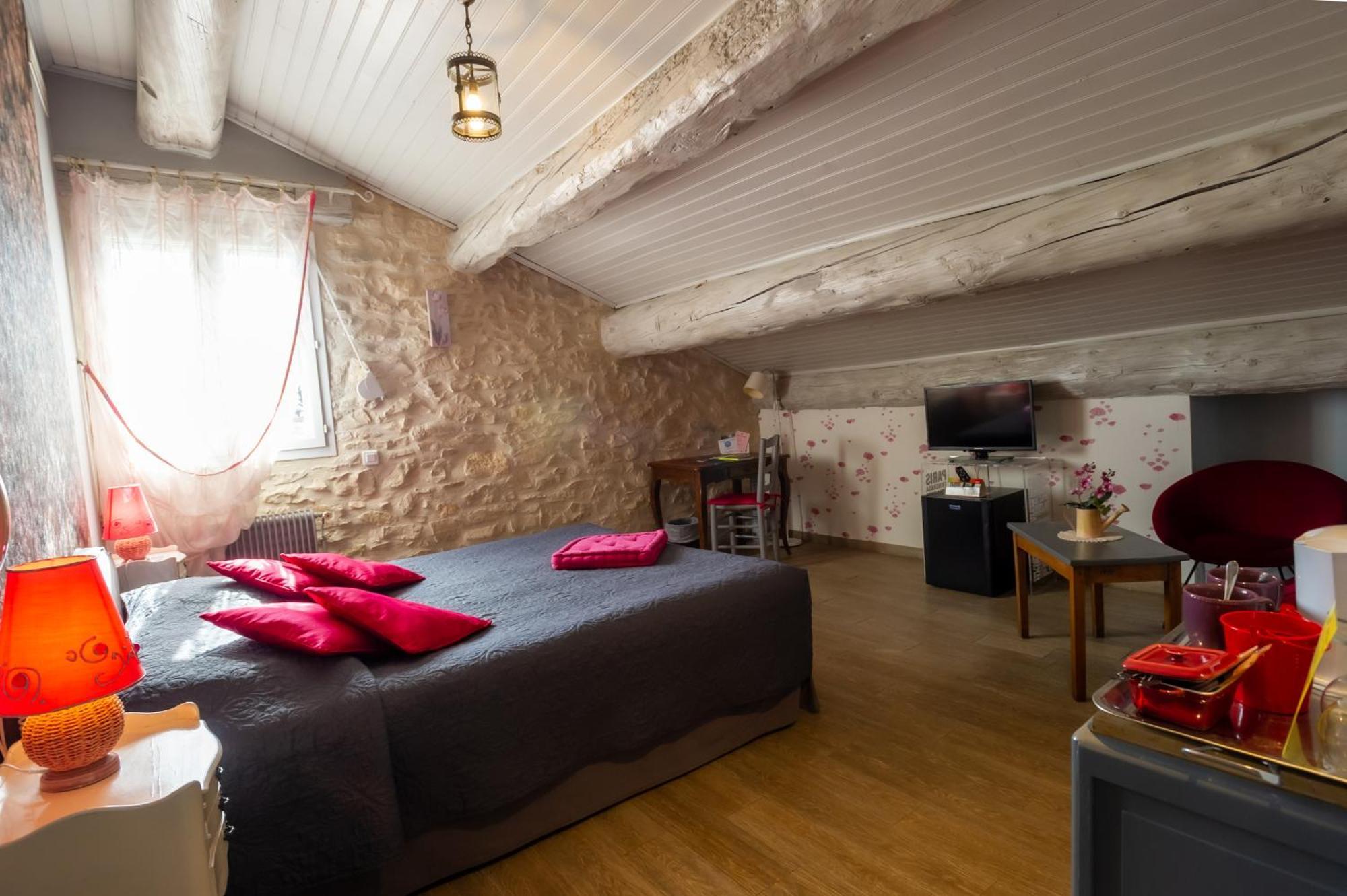 Logis Auberge De Tavel Exteriör bild