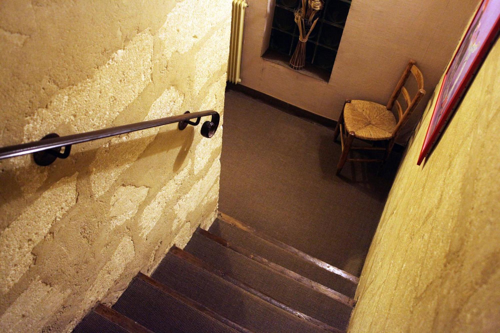 Logis Auberge De Tavel Exteriör bild